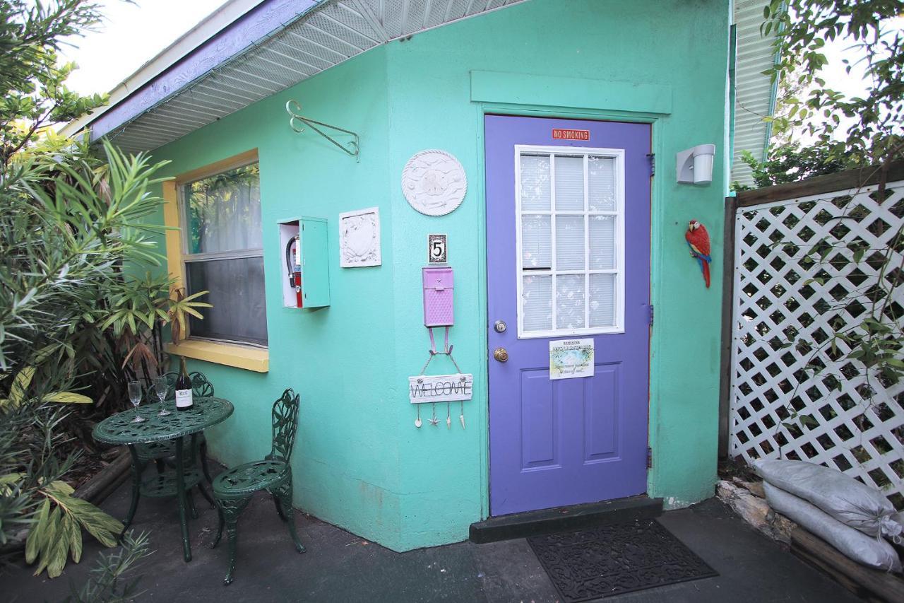 Affordable Beach Condos - One Bedroom Dlx Condos St. Pete Beach Esterno foto