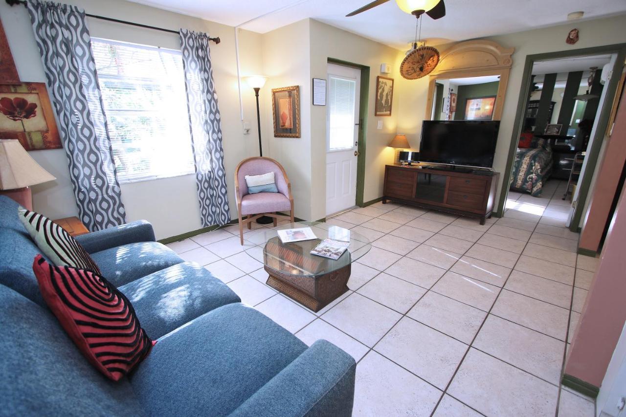 Affordable Beach Condos - One Bedroom Dlx Condos St. Pete Beach Esterno foto