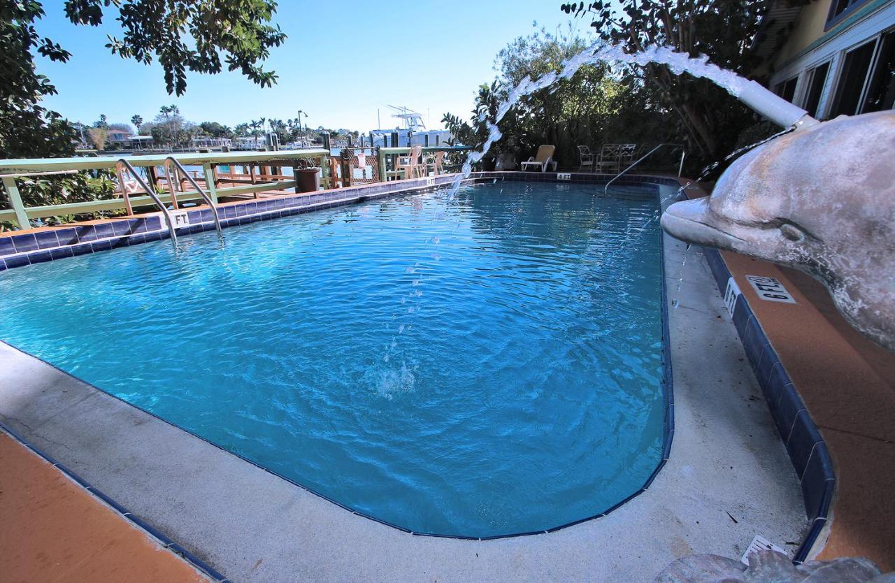 Affordable Beach Condos - One Bedroom Dlx Condos St. Pete Beach Esterno foto